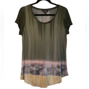 Simply Vera short Sleeve top, rounded hem, size medium